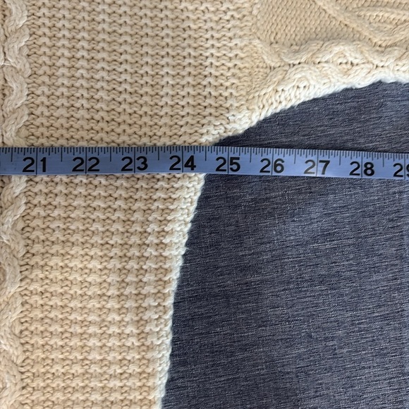 Topshop Women’s Size 6 Cream Large Knit Sweater - Picture 4 of 6